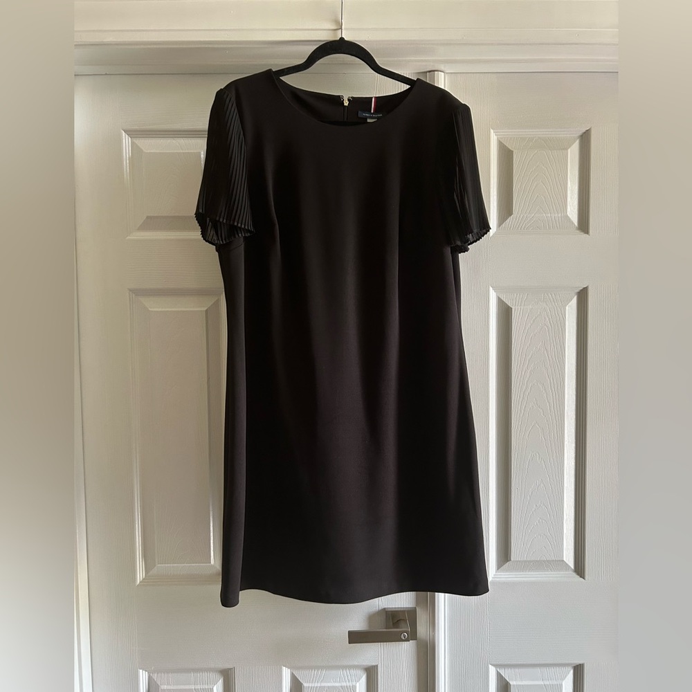 Tommy Hilfiger pleated chiffon sleeve dress